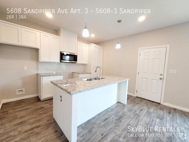 Building Photo - 5608 Sandpiper Ave Unit 5608-3 Sandpiper Rental