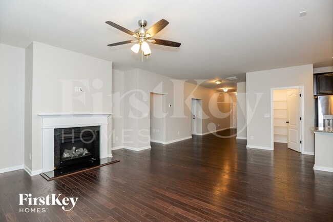 Photo - 618 Gardenbrook Trl