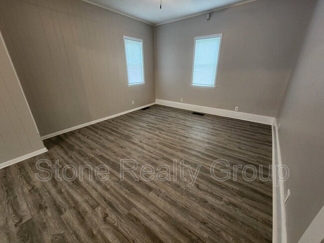 Photo - 2528 S 8th St