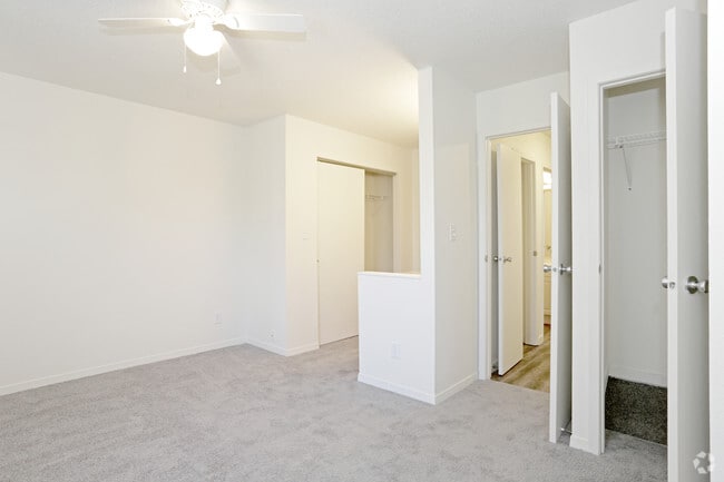 2 Bedroom - Master Bedroom - Tuscany Ridge Townhomes