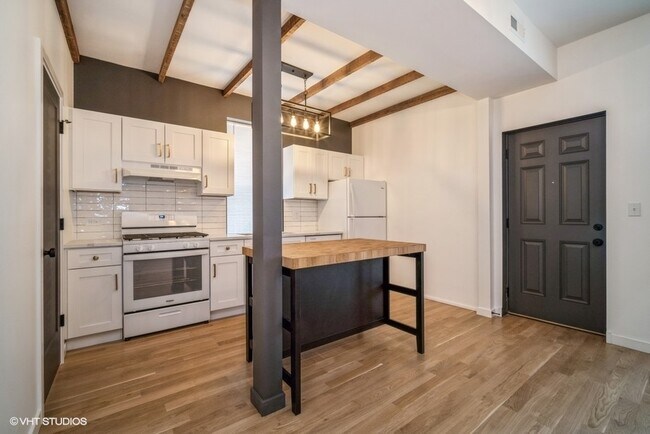 Photo - 908 N California Ave