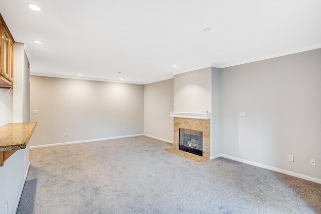 Photo - 20 Willow Rd Unit 13