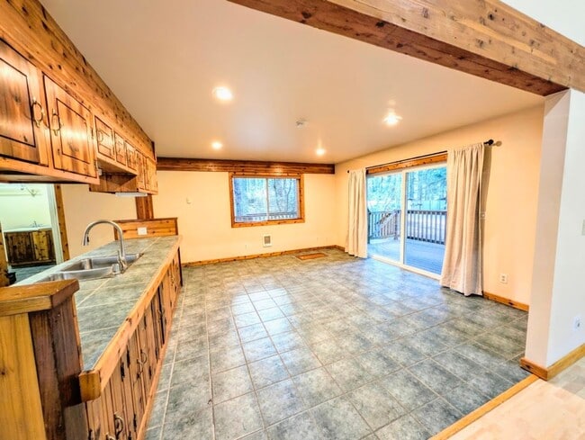 Photo - Cozy Northwest Living in Lake Minterwood – Spacious Home with Garage