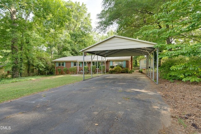 Photo - 2026 Jefferson Dr