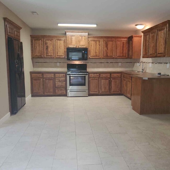 Photo - 901 W Gay St