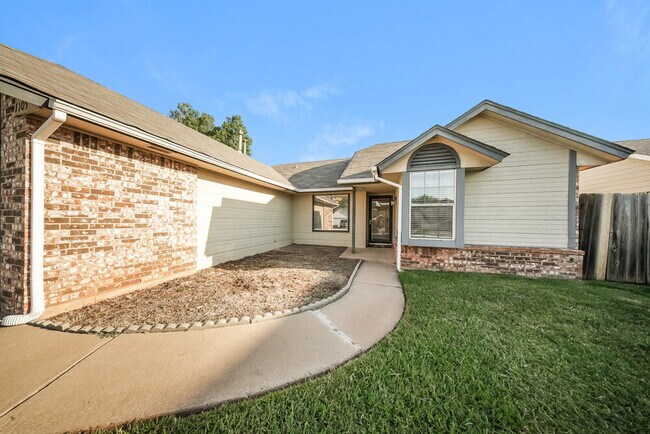 Photo - 1105 Northridge Rd