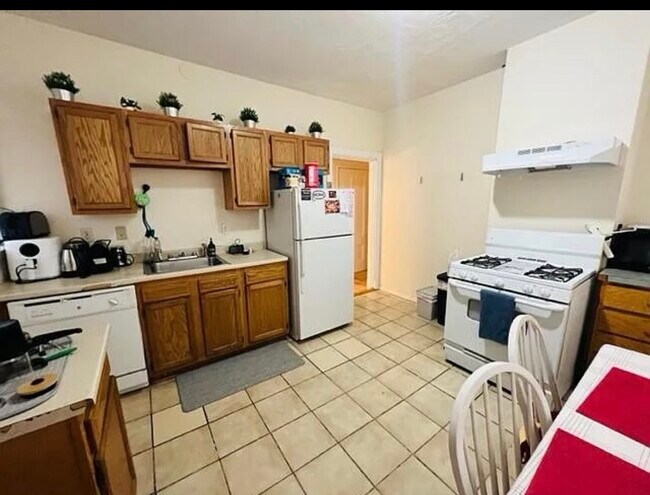 Photo - 93A Hillside St Unit 2