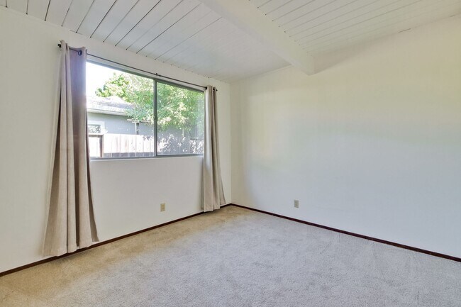 Photo - Eichler with Top Sunnyvale Schools