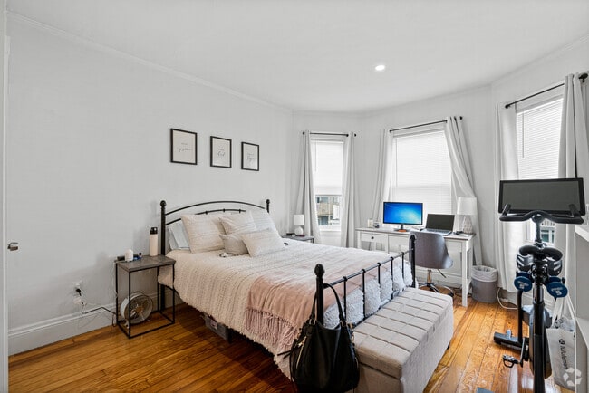 Building Photo - 7 Hallam St Unit 3 Rental