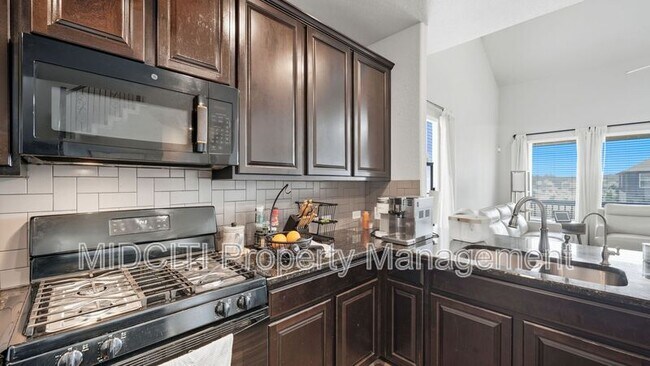 Photo - 6370 Tarrant Hl