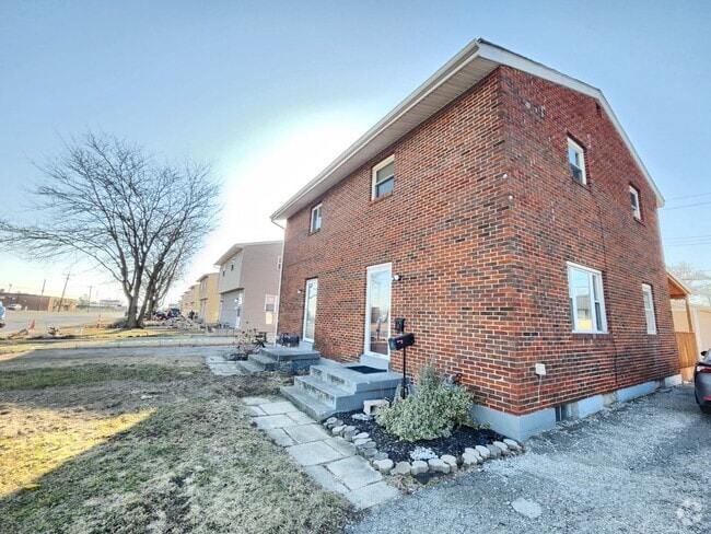 Building Photo - 4199 Sullivant Ave Rental