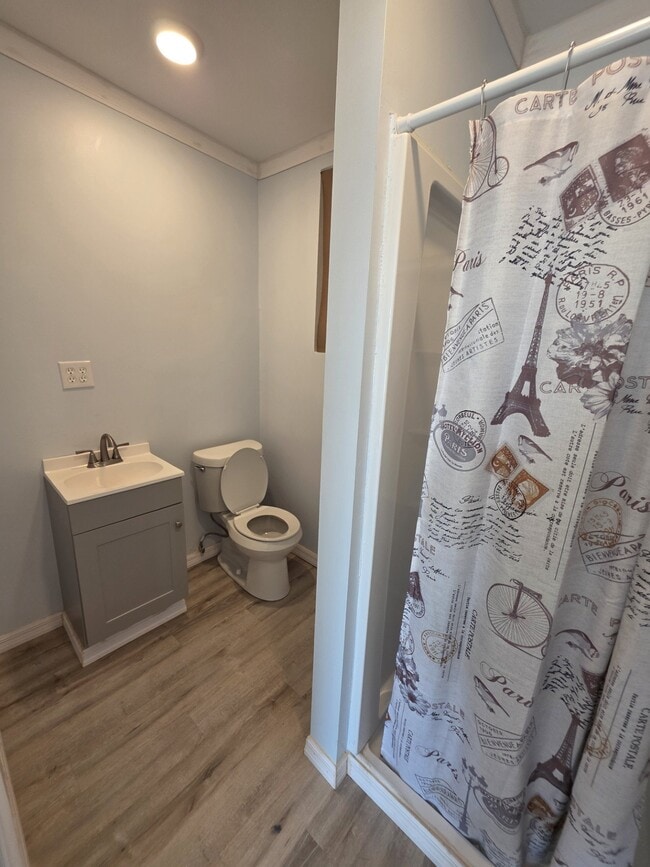 Photo - 5151 4th St N