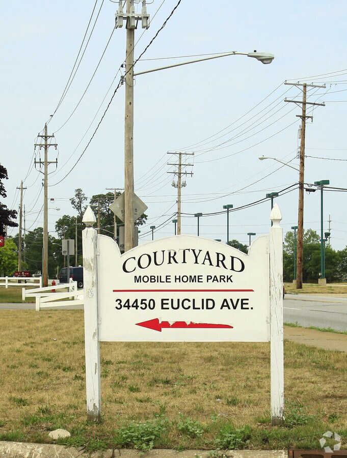 Photo - Courtyard Mobile Home Park