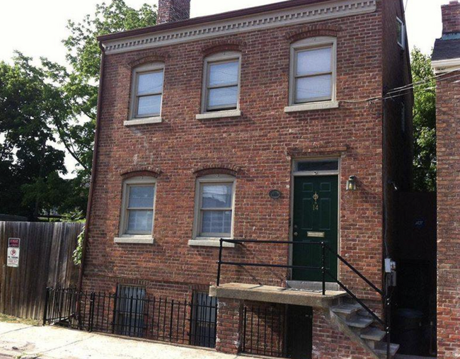 Photo - 14 Spring St Unit Charming Duplex - Apt 2
