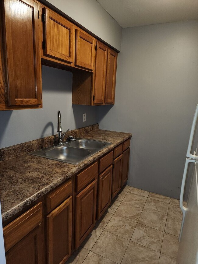 Photo - 3131-3133-3133 California Ave Unit 3131