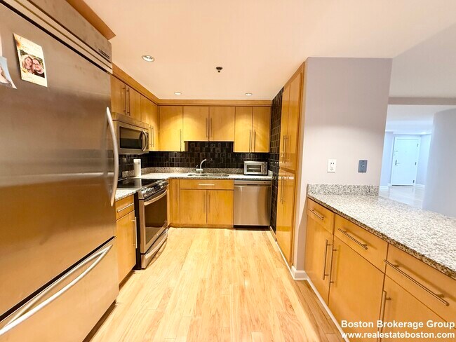 Photo - 170 Tremont St Apartamentos Unidad 165 Tremont st.  704