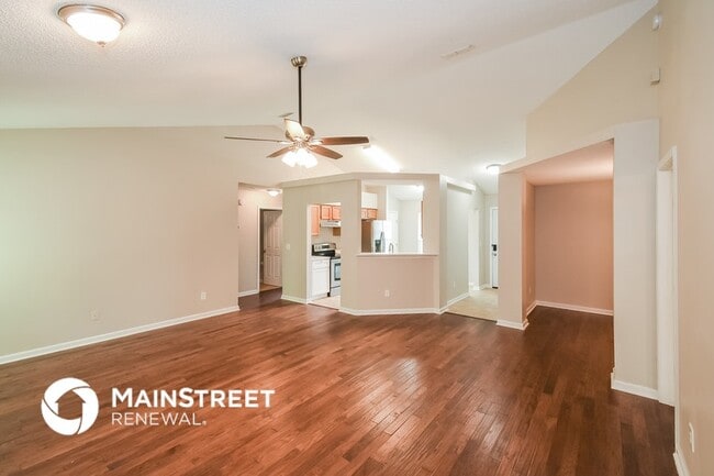 Photo - 3652 Wilson Blvd W