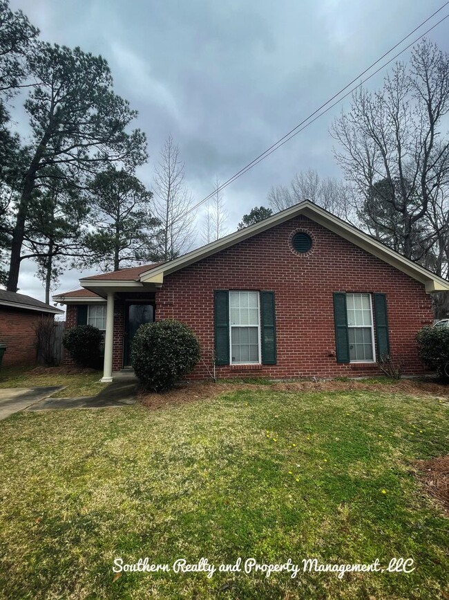 Building Photo - Taylor Ridge cul-de-sac Corner Rental