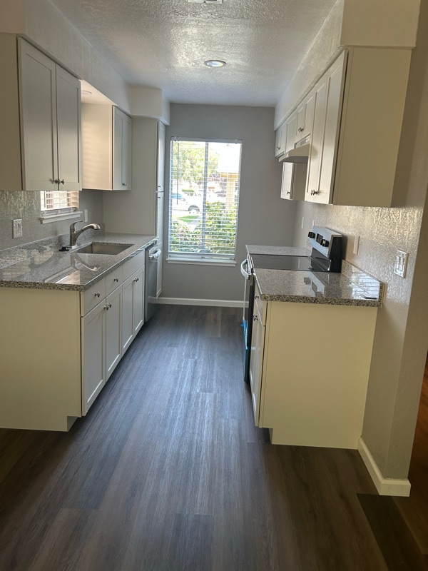 Photo - 1659 Blackoak Dr