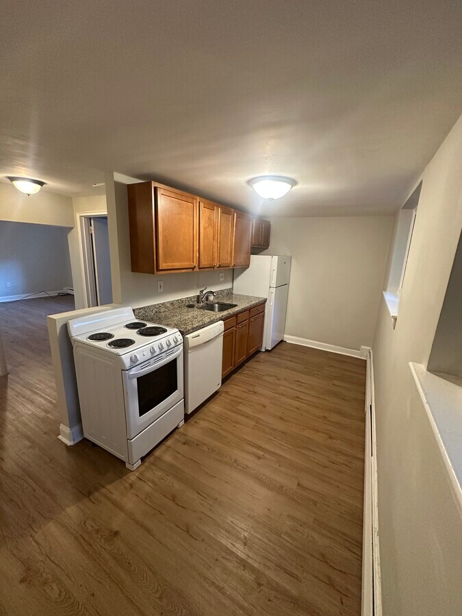 Photo - 145 Chiswick Rd Unit 2