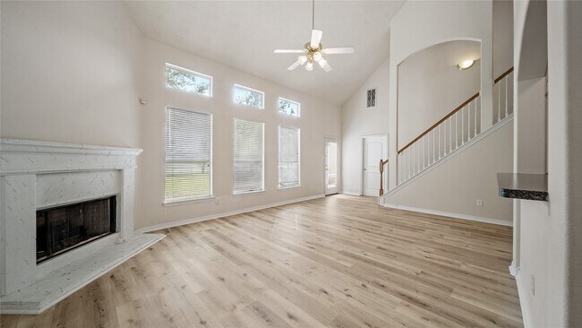 Photo - 9219 E Lakeside Dr