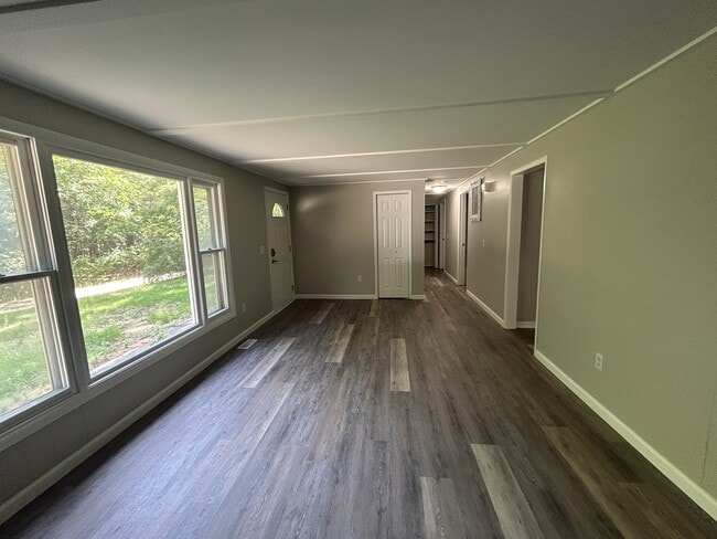 Photo - 385 N Lakeshore Dr