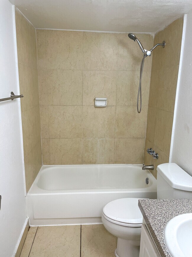 Photo - Bayview Palms