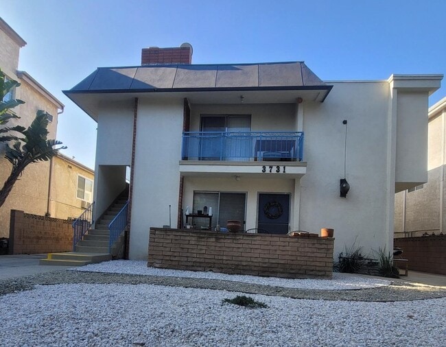 Building Photo - 3731 Canfield Ave