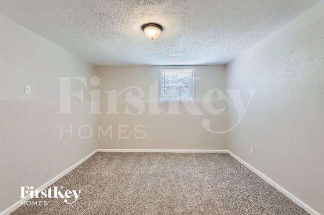 Photo - 917 Montclair Dr