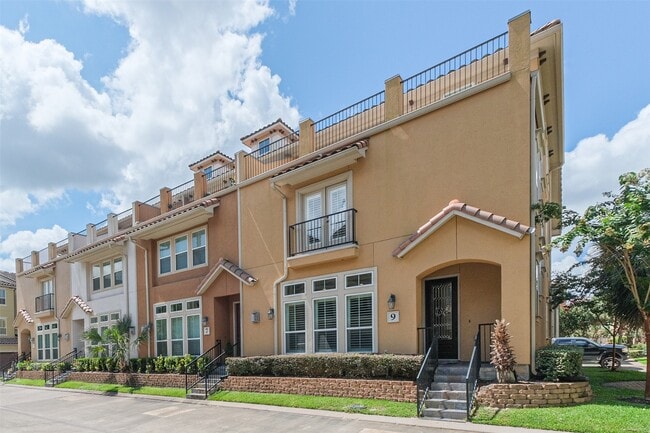 Photo - 9 Laurelwood Dr