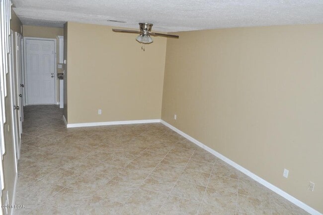 Photo - 2516 Johnson Dr