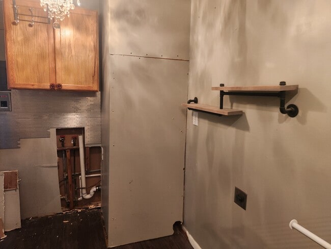 Photo - 729 N Hayes St