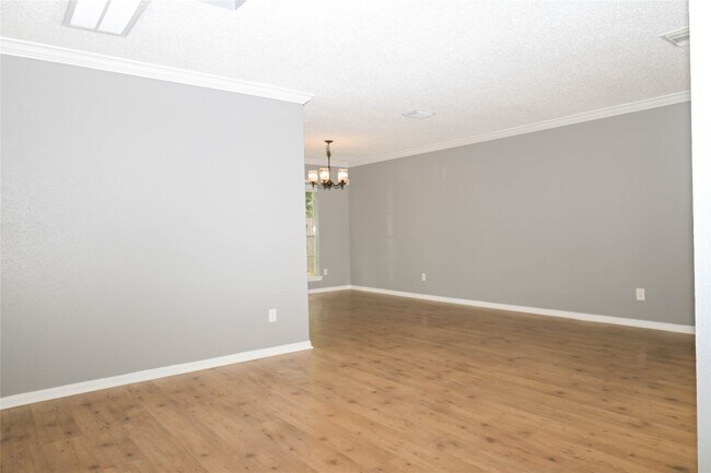 Photo - 2607 Woodstream Blvd