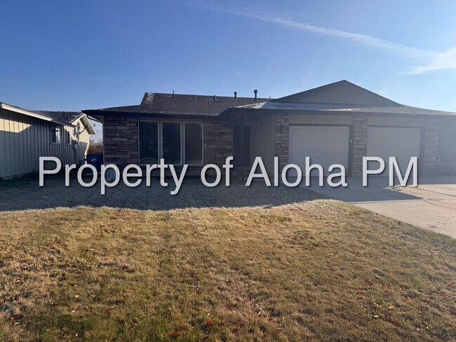 Photo - 4902 Sunderland Dr