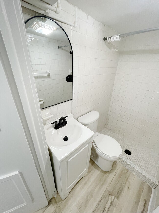 Photo - 1430 Minnehaha Ave E