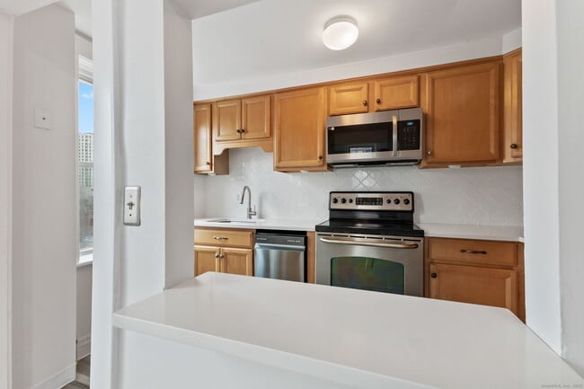 Photo - 218 Bedford St Unit APT 4F