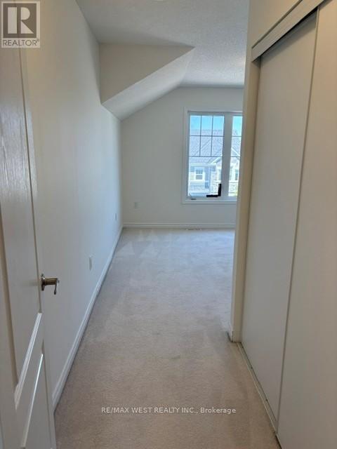 Photo - 16 Hills Thistle Dr