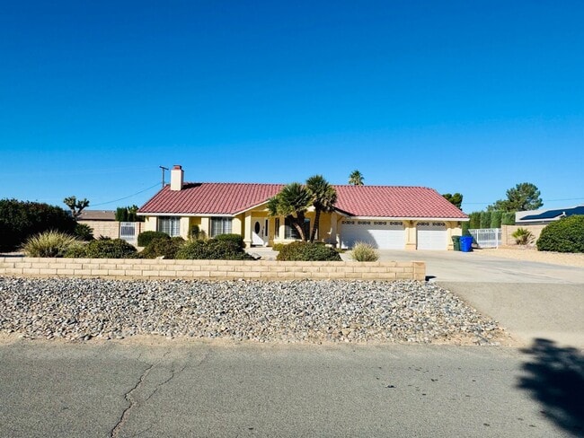 Building Photo - Apple Valley Sitting Bull District