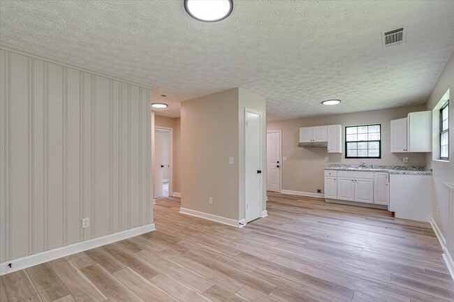 Photo - 2 BR 1 BA house for Rent - Soddy Daisy