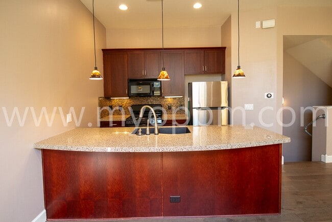 Photo - Downtown Living | Short Term Lease Available