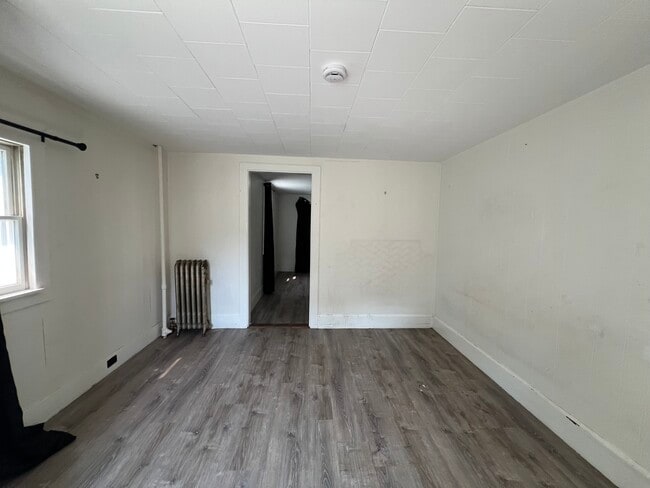 23 Knowlton St Unidad 1R