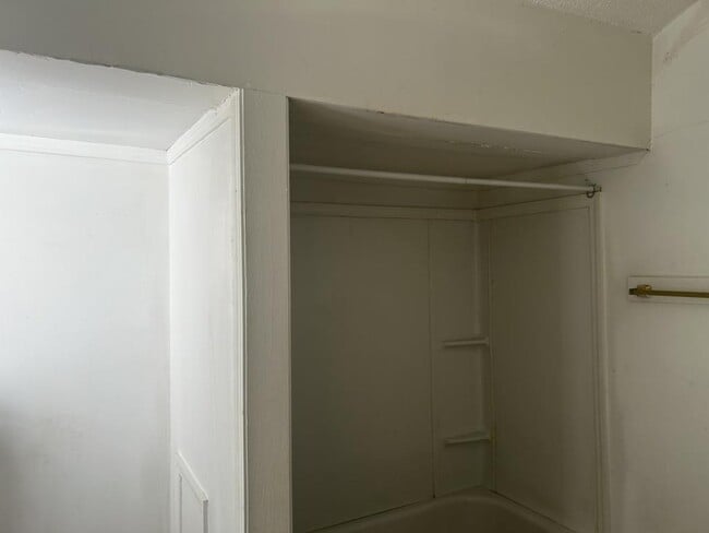 Photo - 717 Boyd St