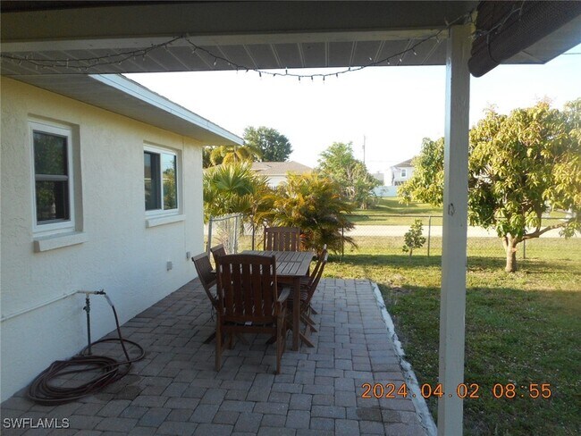 Photo - 1828 SW 2nd Pl