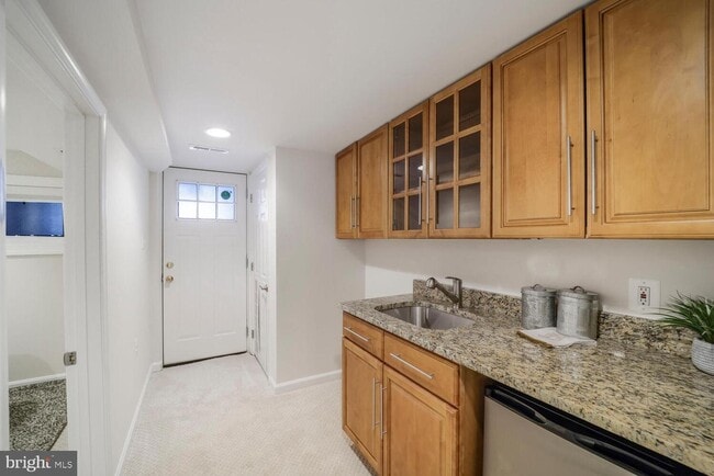 Photo - 2615 Sherman Ave NW