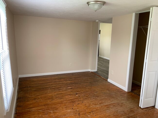 Bedroom 1 - 1312 S Lincoln St