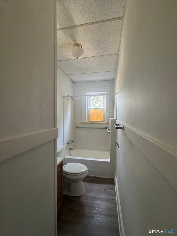 Photo - 404 Charles St Unit 1