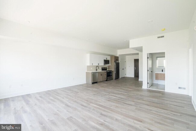 Photo - 1420 Point Breeze Ave Unit 408