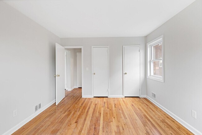 Photo - 355 New York Ave