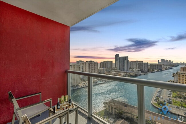 Building Photo - 2602 E Hallandale Beach Blvd Unit ID1227365P Rental