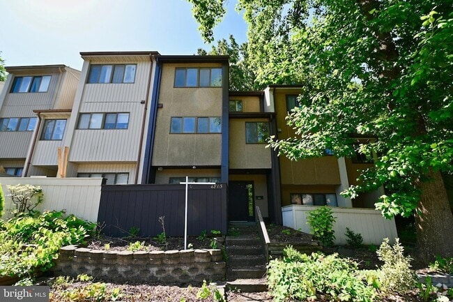 Building Photo - 1813 Old Post Terrace Rental